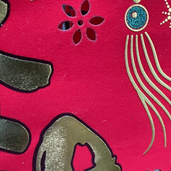 Chinese Asian Red Velvet Scrolls Set of 2 Dragon Gold Metallic Wall Hanging - Picture 7 of 10